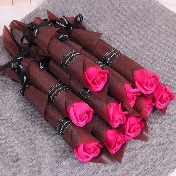Fausse rose en tissu pour embellir votre espace