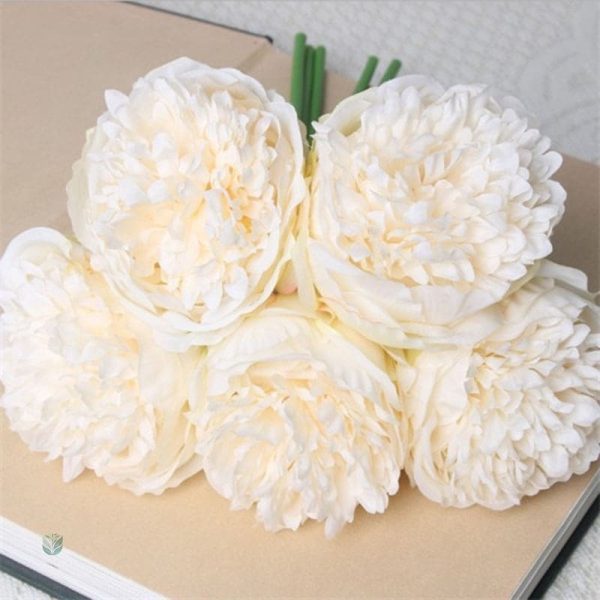 Pivoines en soie, élégantes et réalistes