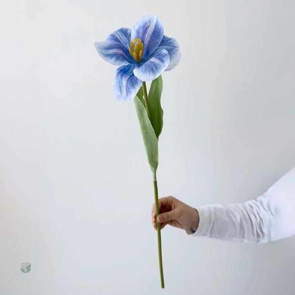 Grosse fleur artificielle, parfaite pour un bouquet durable