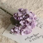 Décoration florale, hortensia en fleurs synthétiques