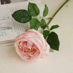 Pivoine artificielle rose, parfaite pour embellir un espace