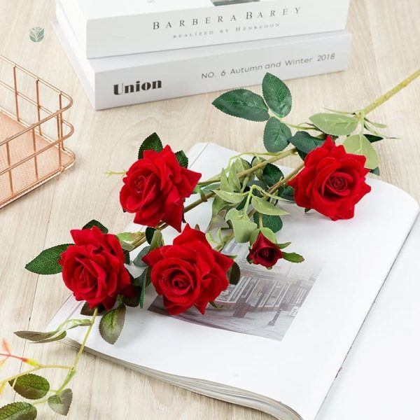 Rose décorative sans entretien, parfaite pour la maison