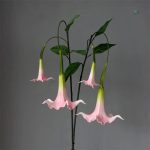 Fleur Datura en plastique réaliste