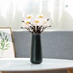 Fleur de lotus en plastique pour décoration durable