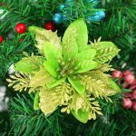 Fleur de Noël en velours pour un style luxueux