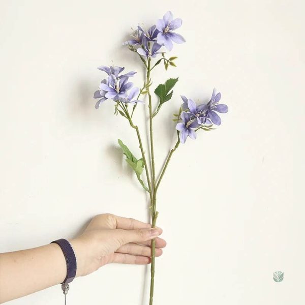 Arrangement floral artificiel élégant