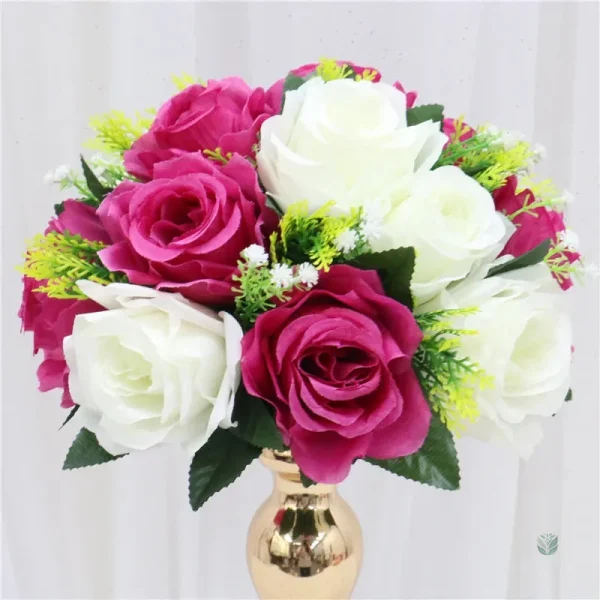 Fleurs artificielles pour embellir les lieux de mariage