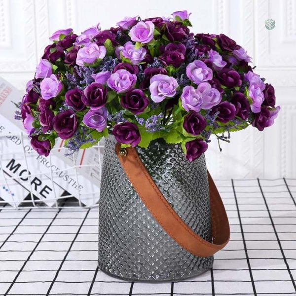 Fleurs décoratives en plastique pour tombes