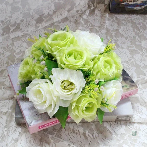 Arrangement floral artificiel pour style contemporain