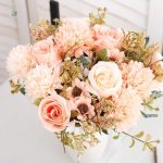 Arrangement floral artificiel pour la Toussaint