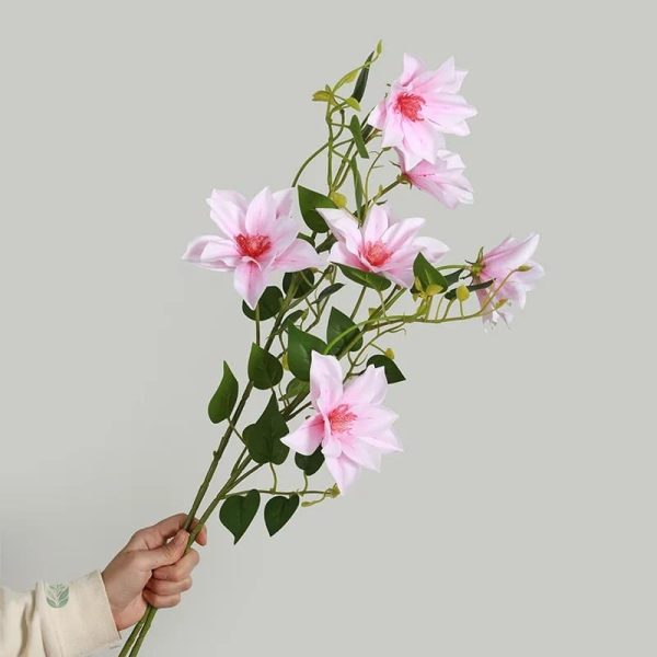 Fleurs Clématites artificielles, décoration élégante