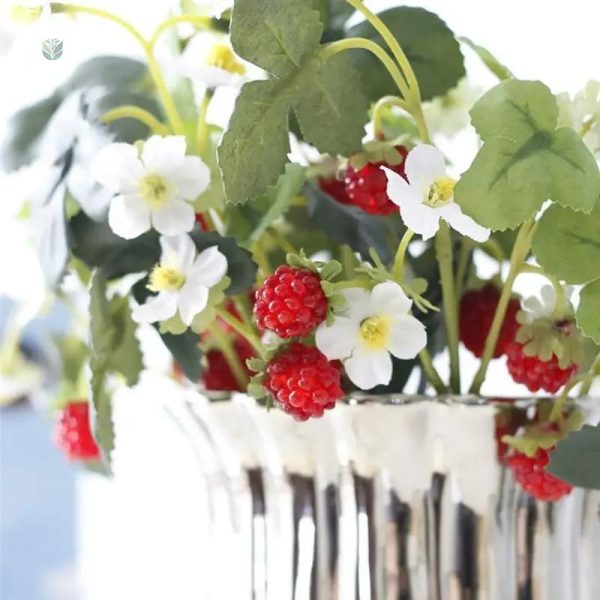Arrangement de fleurs fraises artificielles pour événements