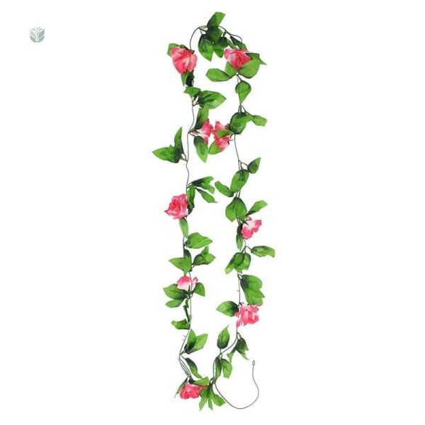 Décoration florale en guirlande pour une ambiance chaleureuse