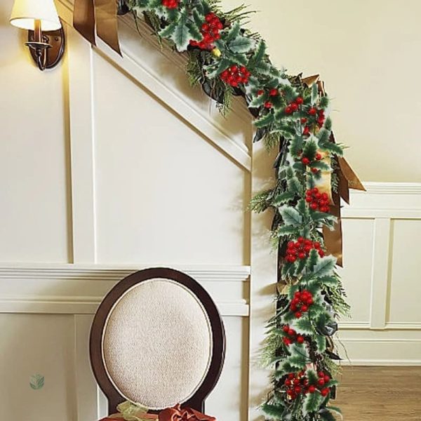 Guirlande de houx, ajout chaleureux à votre décoration