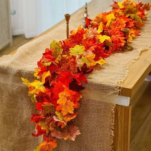 Guirlande artificielle de feuilles d'érable colorées