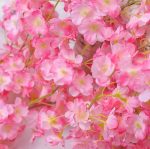 Guirlande florale inspirée des cerisiers en fleurs