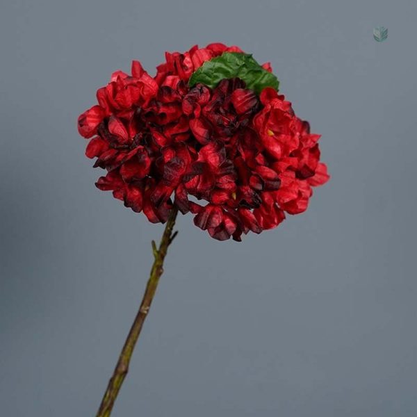 Hortensia en tissu, parfait pour un bouquet permanent