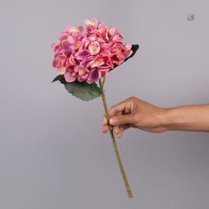 Hortensia décoratif en plastique