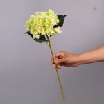 Hortensia en fleurs artificielles colorées