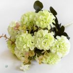 Hortensia décoratif en plastique réaliste