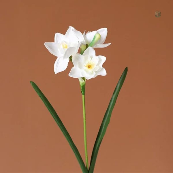 Bouquet de jonquilles artificielles pour embellir l'espace