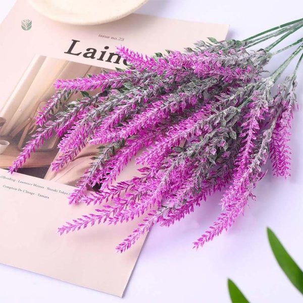 Fleurs en soie lavande pour embellir votre espace