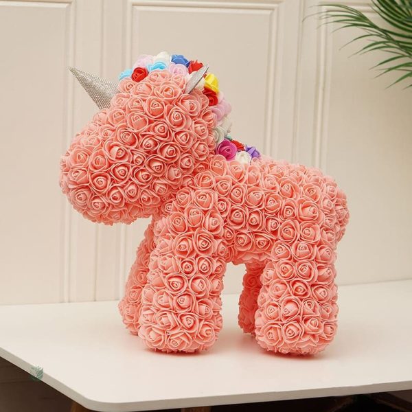 Élégante rose éternelle, motif licorne rose