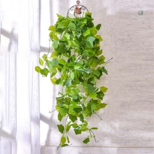 Lierre artificiel vert pour embellir les espaces de vie