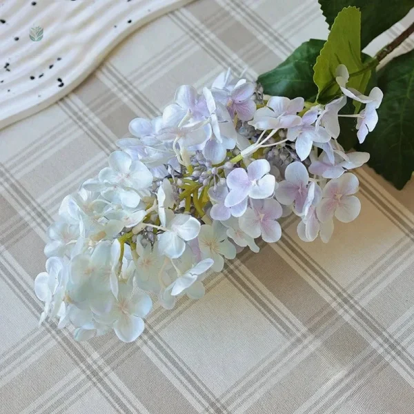 Fleurs lilas artificielles, parfaites pour un cadeau