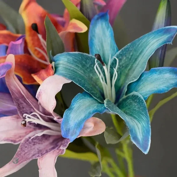 Fleur artificielle bicolore, élégance moderne