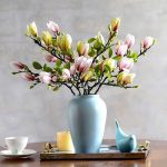 Accessoire floral : branche de magnolia artificiel chic