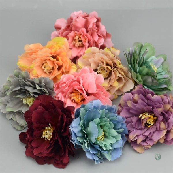 Composition florale avec mini œillets artificiels