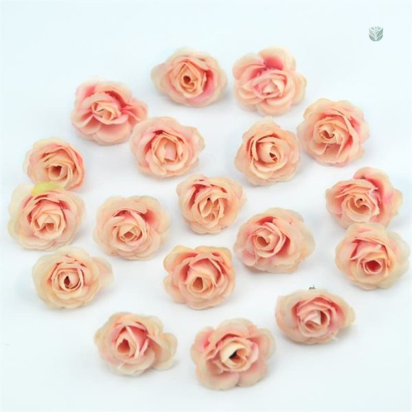 Mini roses décoratives en matériau résistant