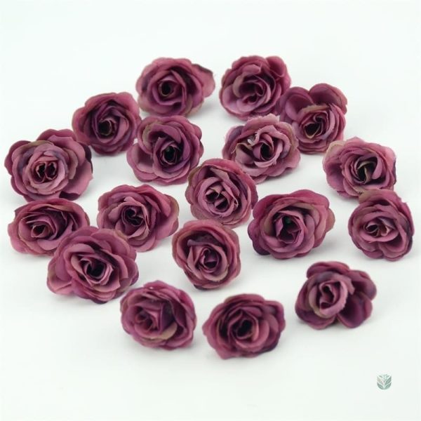 Roses artificielles de petite dimension, style intemporel