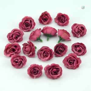Petites roses synthétiques, idéales pour arrangements floraux
