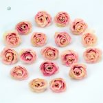 Roses artificielles de petite taille, ajout charmant à toute pièce