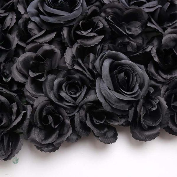Mur décoratif en fleurs synthétiques sombres