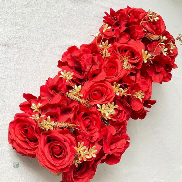 Panneau floral rouge décoratif en fleurs synthétiques