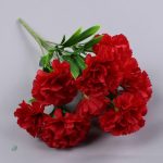 Œillets artificiels pour une touche florale économique