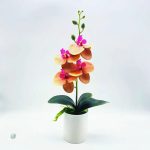 Arrangements floraux avec orchidée artificielle durable