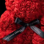 Détails de l'ours en rose, symbole d'amour durable