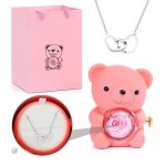 Ours rose avec collier sur mesure