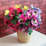Pensées Artificielles en fleurs délicates et colorées