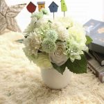 Petit bouquet floral, choix idéal pour un mariage intime