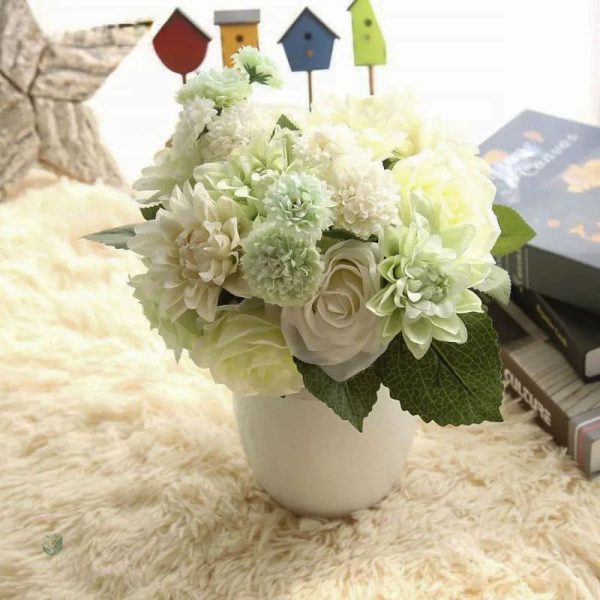Petit bouquet floral, choix idéal pour un mariage intime