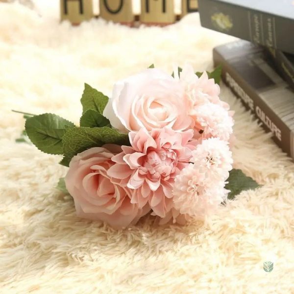 Petit bouquet de mariée, idéal pour un style épuré