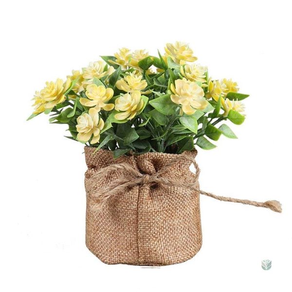 Arrangement floral artificiel pour embellir l'espace