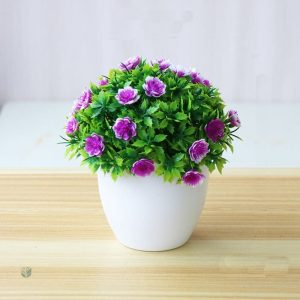 Décoration verte, plante artificielle en pot