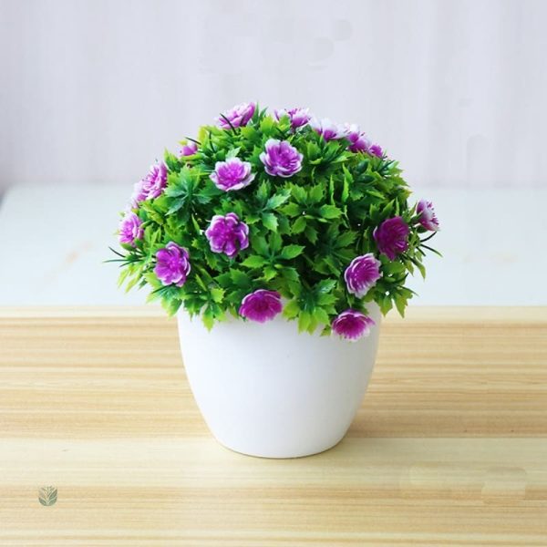 Décoration verte, plante artificielle en pot