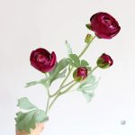 Fleurs artificielles renoncules en vase